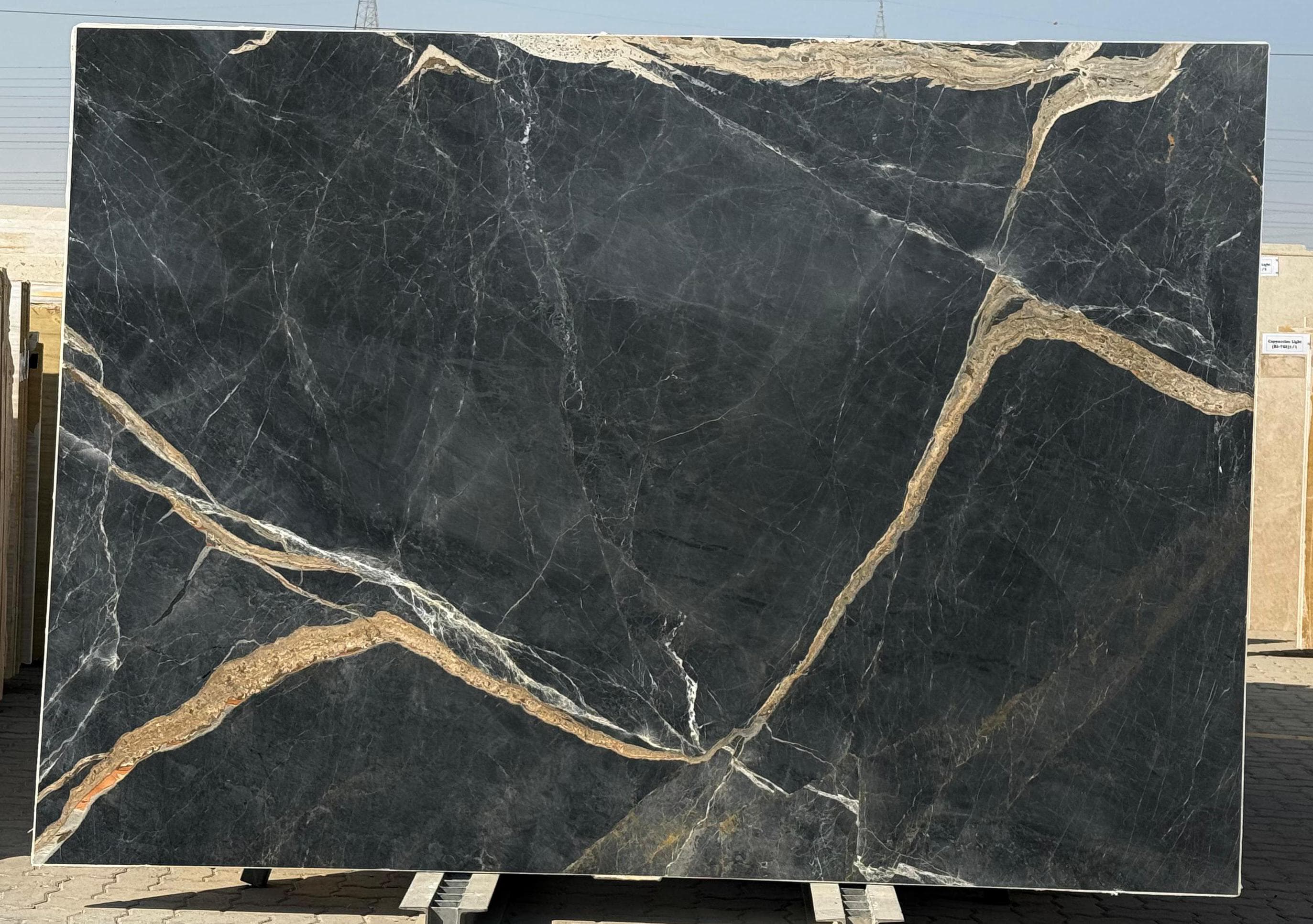 Calacatta Nero